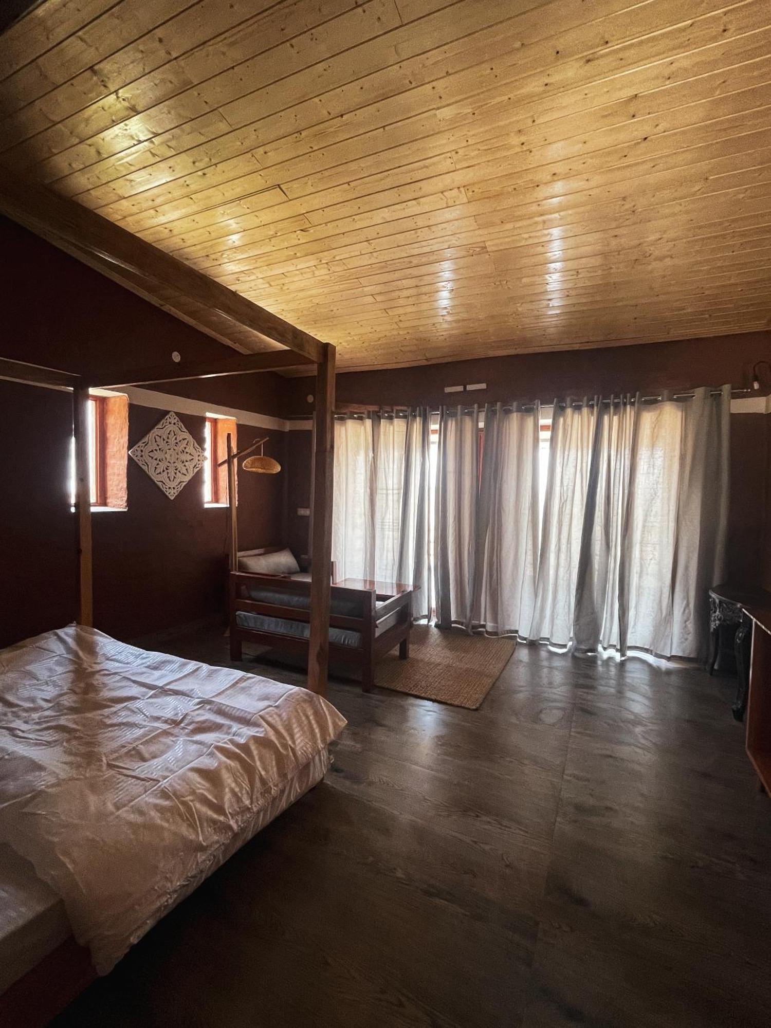 Bsr Farms Resort Pauri Bagian luar foto