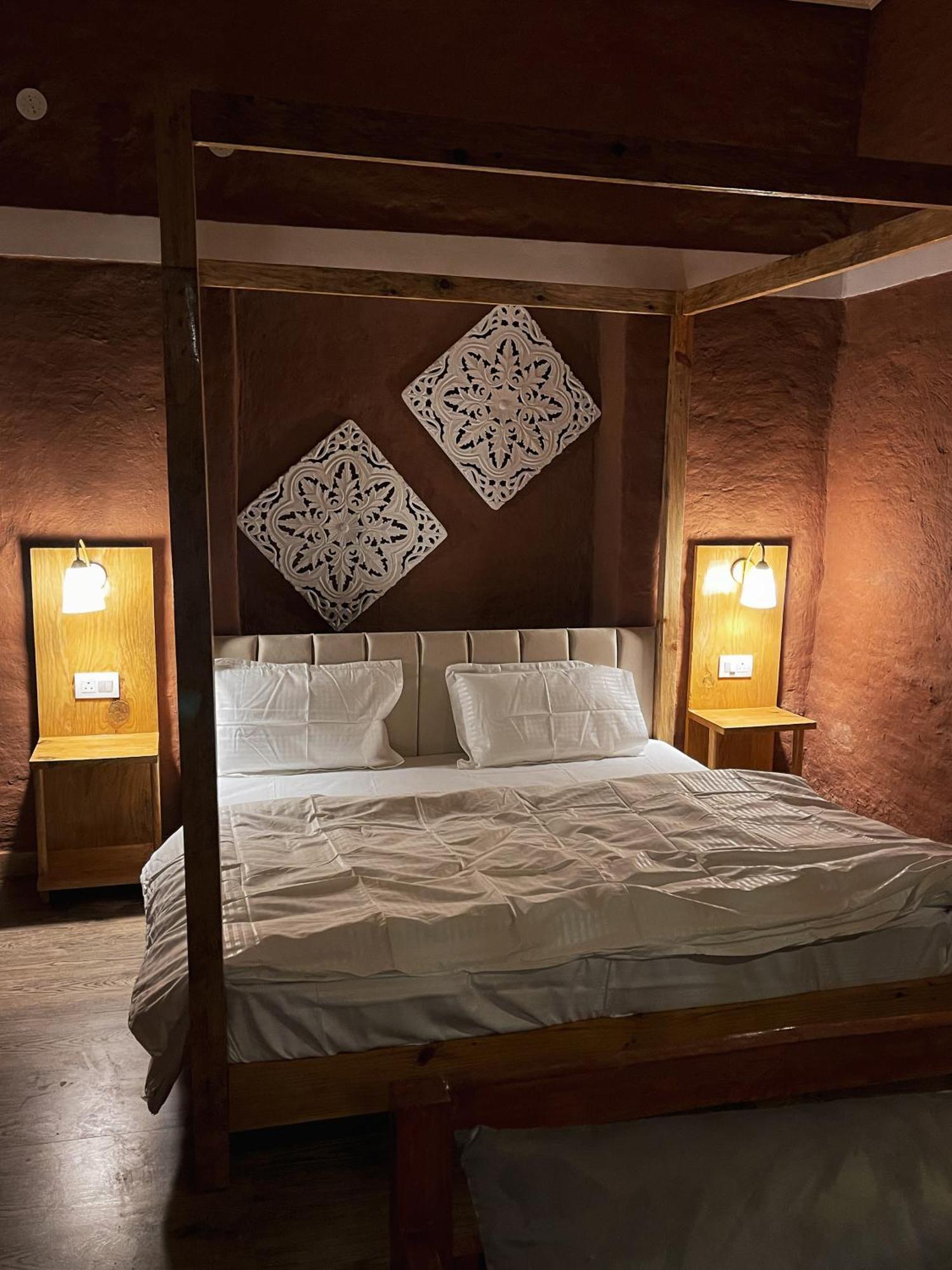 Bsr Farms Resort Pauri Bagian luar foto