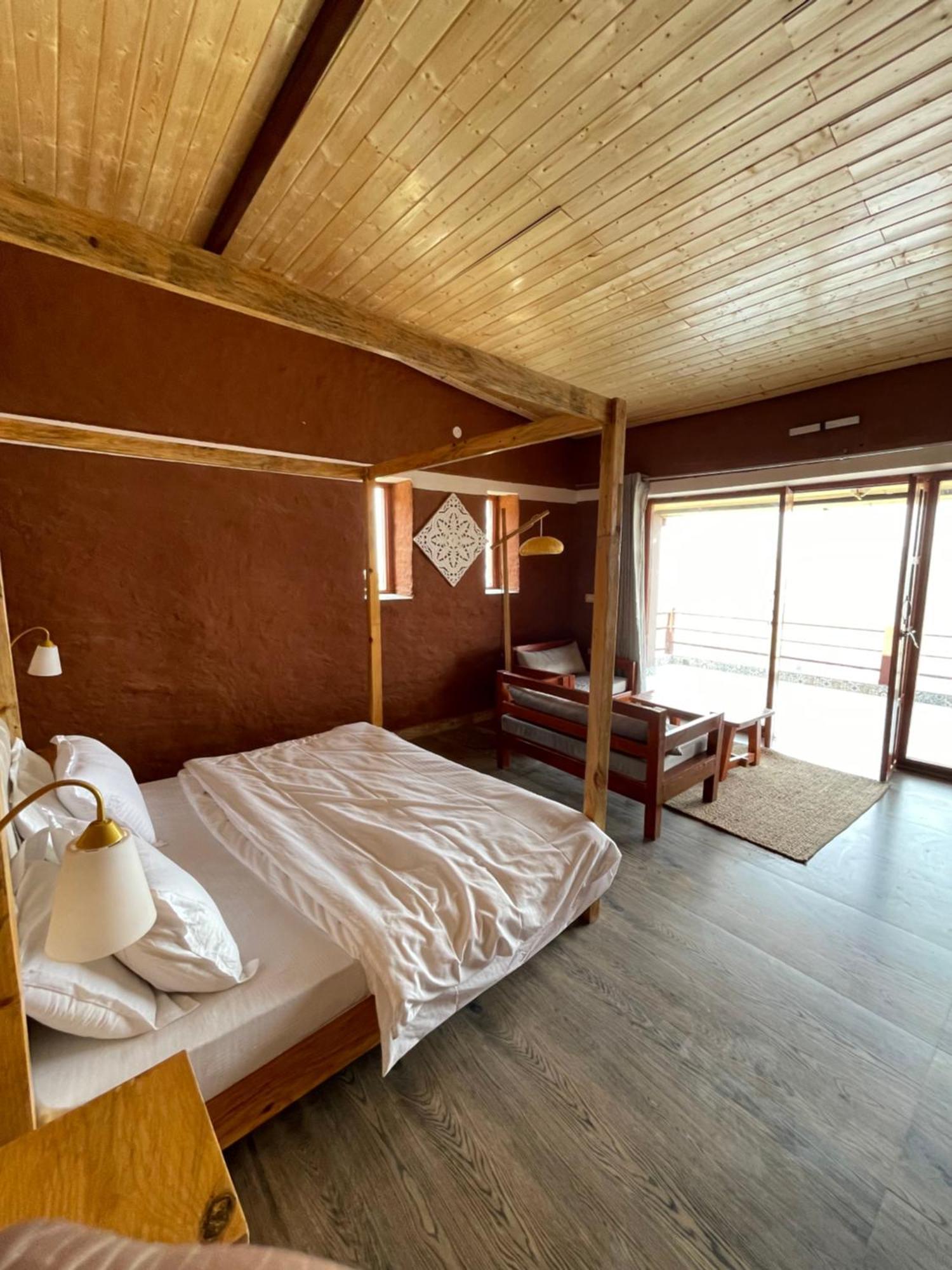 Bsr Farms Resort Pauri Bagian luar foto