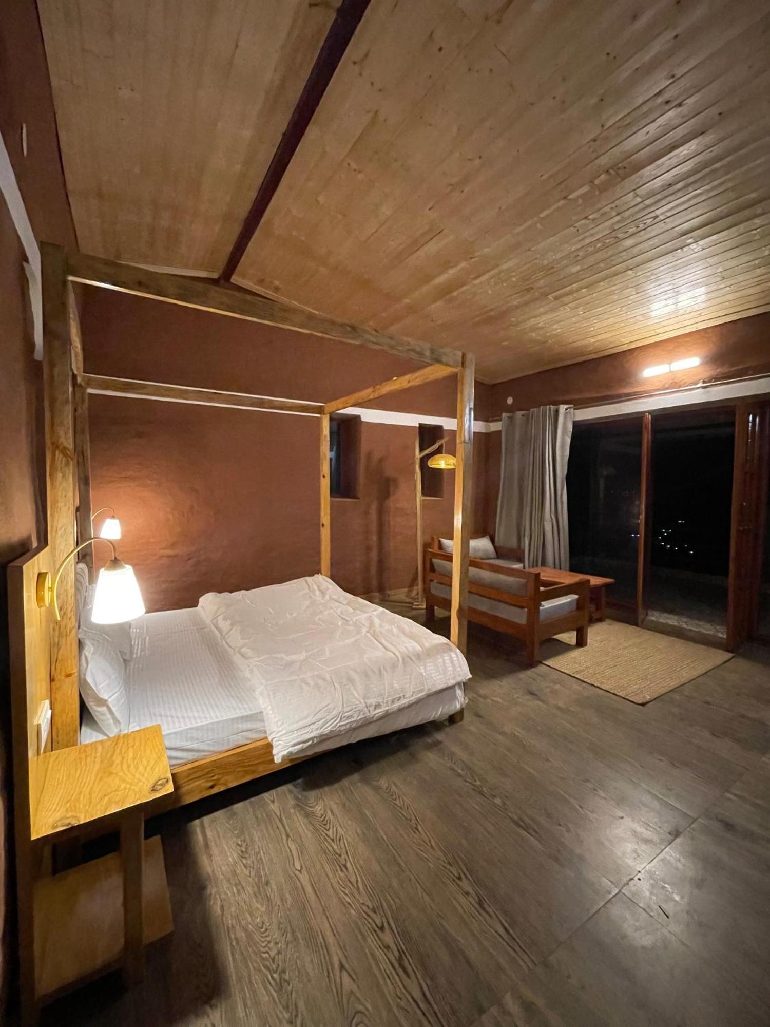 Bsr Farms Resort Pauri Bagian luar foto